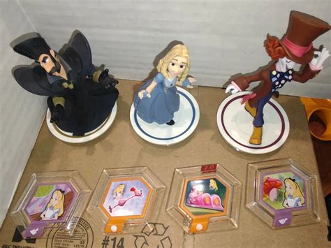 Disney Infinity Alice In Wonderland Toy Box