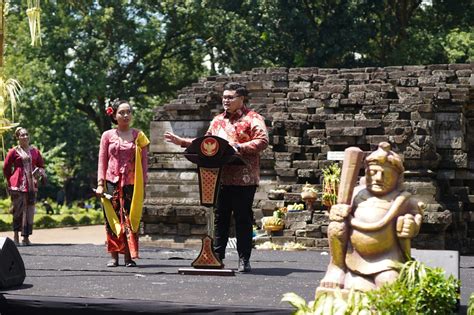 Komitmen Mas Dhito Jabatan Bupati Bagi Seluruh Umat Beragama Oktana Id