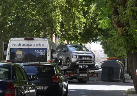 Una Mujer Resulta Herida En Un Aparatoso Accidente Con Vuelco En