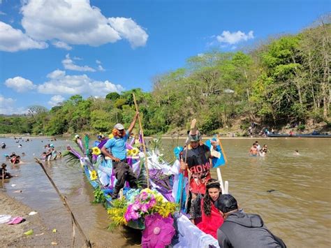 Realizan viacrucis acuático en Nueva Segovia