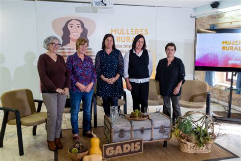 D A Internacional Das Mulleres Rurais Gadis Saudable