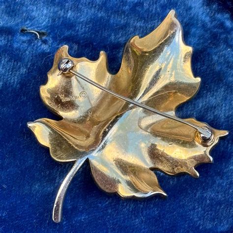 Vintage Trifari Rhinestone Maple Leaf Pin Ebay