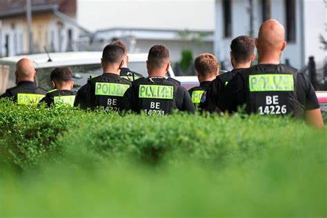 Mann in Berlin Spandau auf offener Straße getötet Täter flüchtig