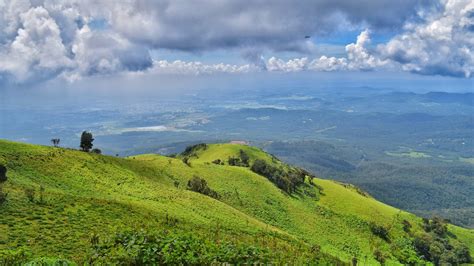 coorg  monsoon  verdant paradise agoda   world