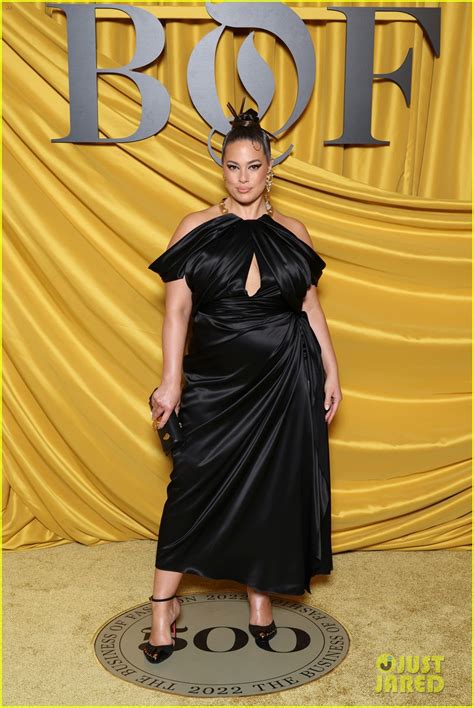 Ashley Graham Says She Is Appreciative Of Her New Tummy Photo 4849753