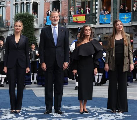 Queen Letizia Stuns In Carolina Herrera One Shoulder Dress At Princess