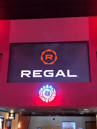 Movie Theater «Regal Cinemas Strawbridge Marketplace 12», reviews and ...