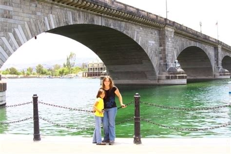 London Bridge in Lake Havasu City, Arizona - Kid-friendly Attractions | Trekaroo