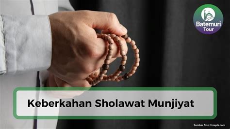 Shalawat Munjiyat; Arab, Latin, Terjemah Lengkap dengan Sejarah dan Keutamaannya