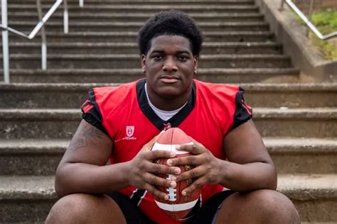 Northeast Offensive Lineman Naquil Betrand Commits To Texas A M