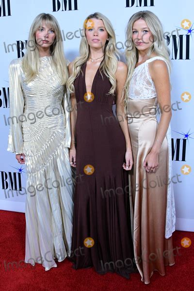 Photos and Pictures - 18 November 2025 - Nashville, Tennessee - Ellie