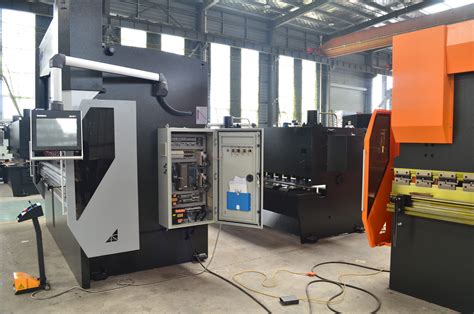 DA58T Hydraulic CNC Press Brake Machine Nanjing Beke Cnc Machinery Co