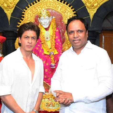 Shah Rukh Khan Post His Visit To Vaishno Devi Seeks Blessings At