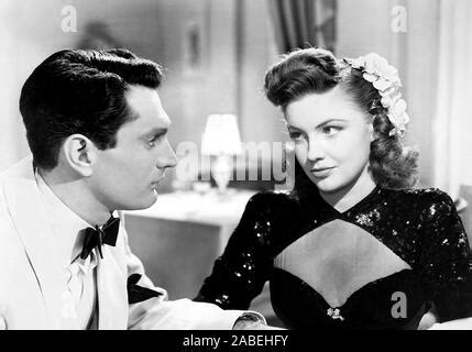 JOAN LESLIE Robert Alda RHAPSODY IN BLUE 1945 Stockfotografie Alamy