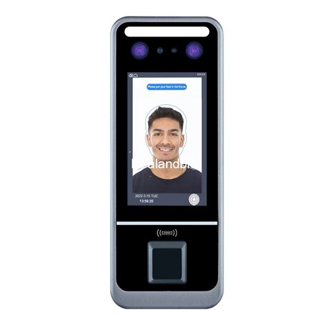 Realand Dynamic Face Recognition F S