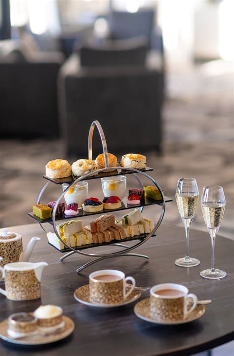 Travelers are debating the Travelodge bodmin roche hotel st austell value