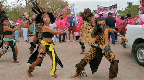 Bailarines de música prehispánica en Playa del Carmen YouTube