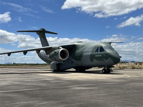 Saiba como é o KC-390, avião que Embraer pode produzir nos EUA para