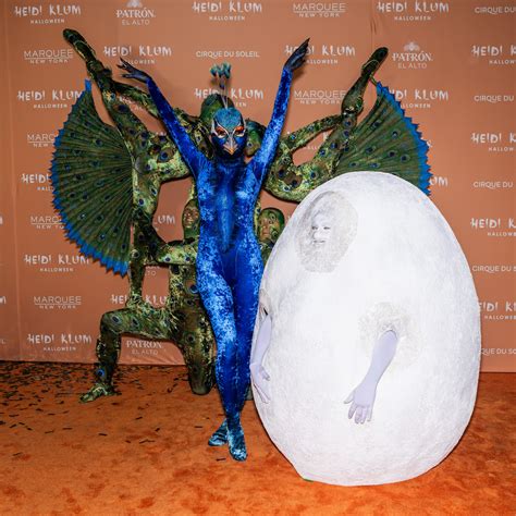 Heidi Klum Halloween Klums Stunning Peacock Costume