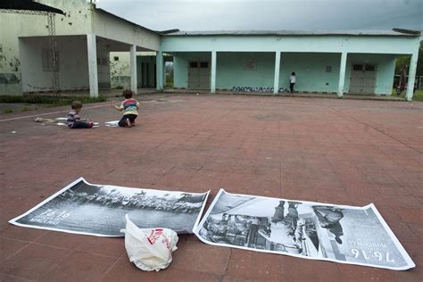 Fotografías que interpelan en el Sitio de Memoria Escuelita de Famaillá