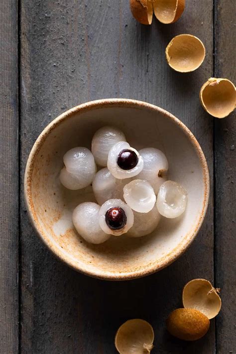 What Is Longan And How To Eat It Foodtasia