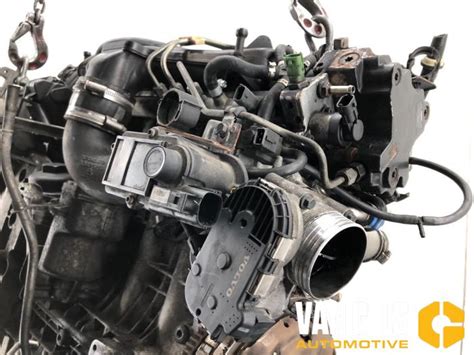 Engine Volvo V70 2 4 D5 20V 028100271 D5244T5