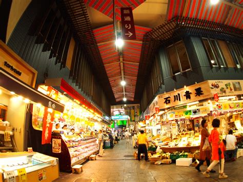 一人旅でのおすすめの行き先を紹介する①近江町市場【金沢】【旅行】 医学生 かずの呟き