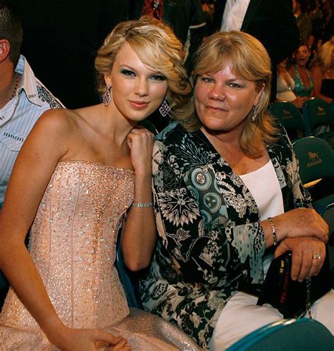 Taylor Swift’s mum 'wanted to cry' after alleged assault | HELLO!