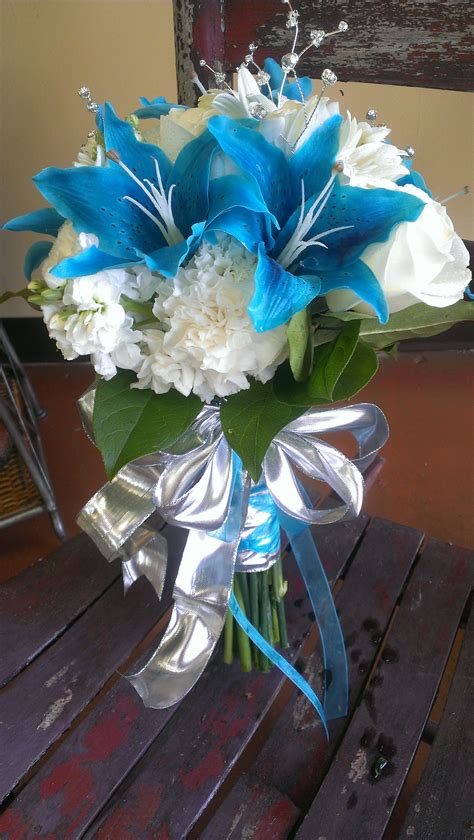 Lily Flower Bouquet Images