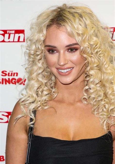 Lucie Is So Hot Scrolller