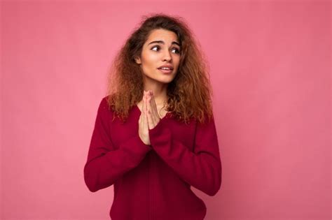 Premium Photo Photo Of Young Emotional Beautiful Brunette Curly Woman