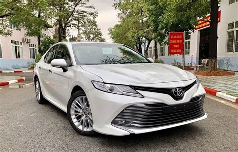 Gi L N B Nh Toyota Camry Th Ng T I Vi T Nam Anycar Vn