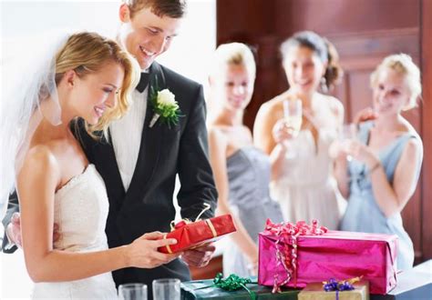 Wedding Gifts from the Groom to the Bride | LoveToKnow