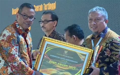 Pemkab Kukar Raih Apbd Award