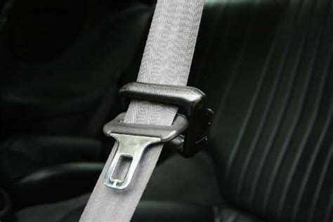 How To Fix A Broken Seat Belt Buckle 6 Steps Guard My Ride