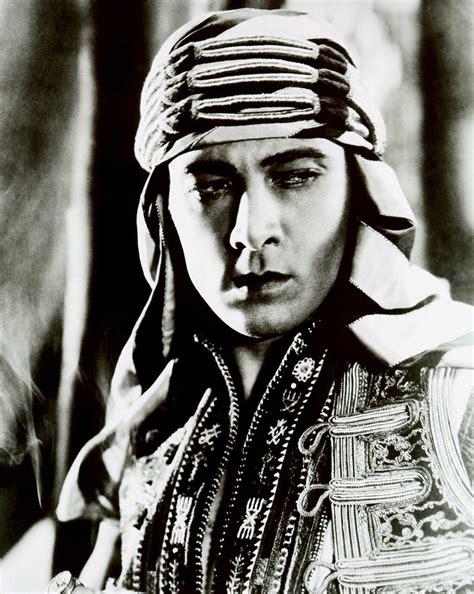 Rudolph Valentino sex symbol des années 1920 2Tout2Rien