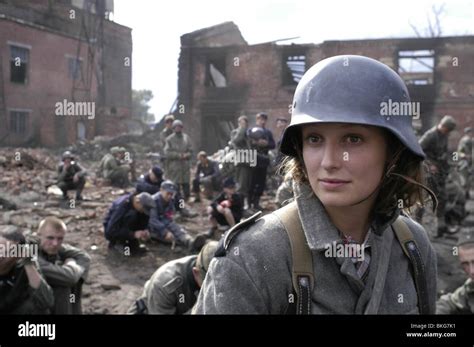 DER UNTERGANG (2004) DOWNFALL (ALT) ALEXANDRA MARIA LARA DERU 001-011 ...