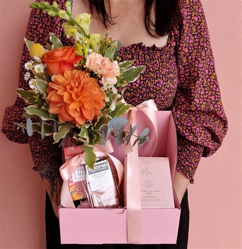 A Blooming Gift - Gift Hamper — Townsville Flower Market