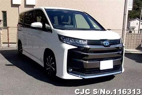 2023 Toyota Noah White for sale | Stock No. 116313 | Japanese Used Cars ...