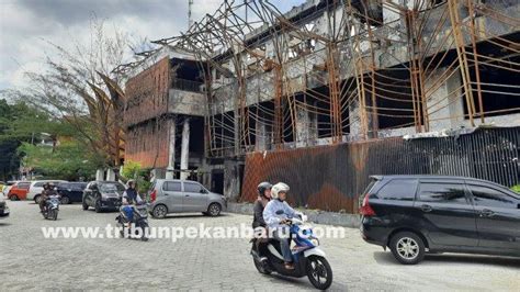 Foto Pasca Kebakaran Gedung Utama Mpp Pekanbaru Bakal Jadi Alun Alun