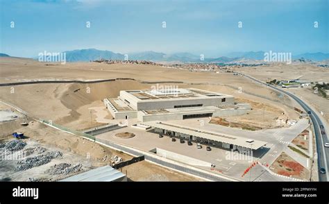 Lima Per Museo Nacional De Per Muna En El Distrito De Lurin