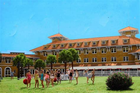 Tybee Hotel Serves Up 130 Years of Island Hospitality | VisitTybee.com