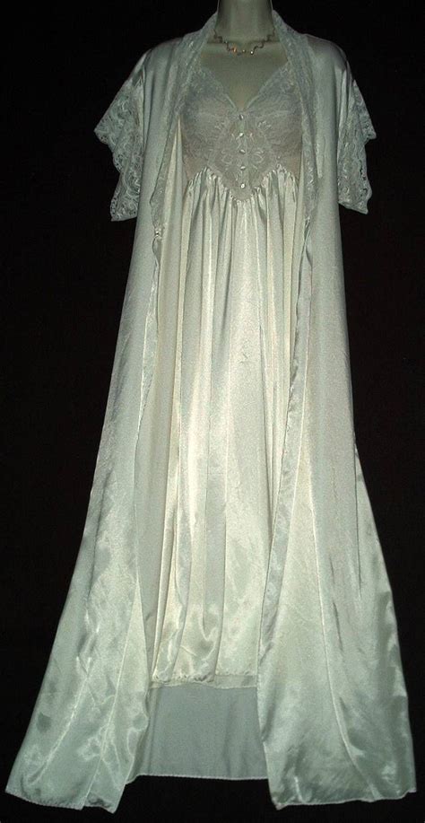 Rare Vintage Pearl White Olga Designer Satin Nightgown Robe Peignoir