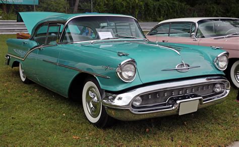 File1957 Oldsmobile 98 Starfire Holiday 4 Door Sedan Lime Rock