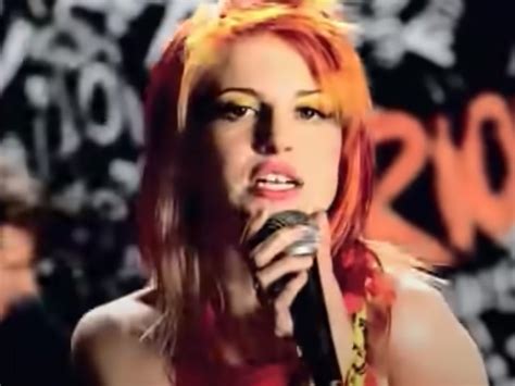 Paramore Singer Hayley Williams Memba Her