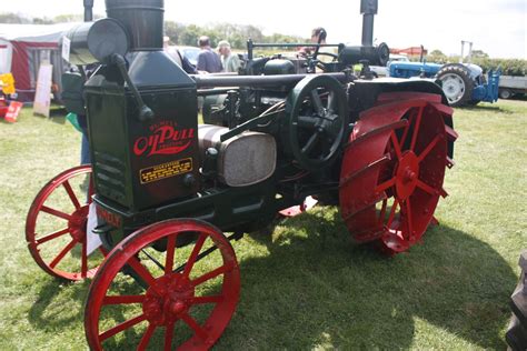 Rumely Oil-Pull | Tractor & Construction Plant Wiki | Fandom