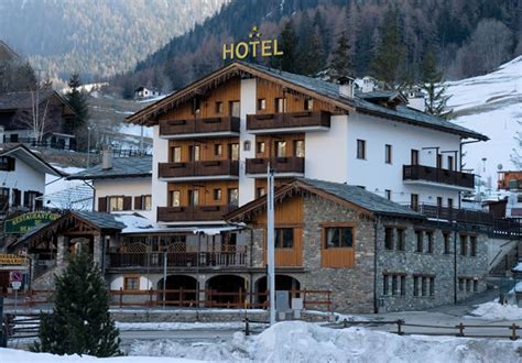 Ski Trips At The Hotel Beau Sejour Etroubles From Just 1079 Fully Inc