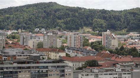 Cene Stanovanj So Se Ponekod V Sloveniji Za Ele Zni Evati Delo