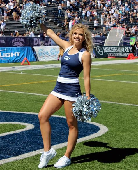 Cheerleader Of The Week Amanda Sports Illustrated