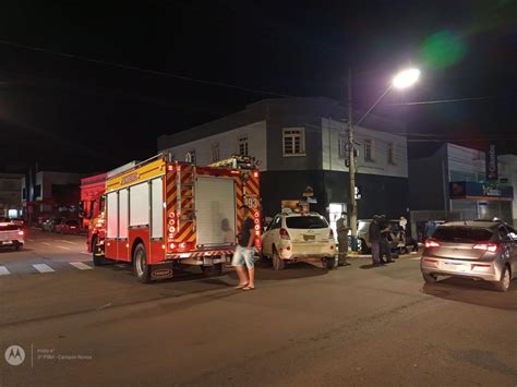 Colis O Entre Dois Ve Culos Deixa Uma Pessoa Ferida Em Campos Novos